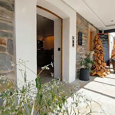 Tannenhaus 호텔 4*