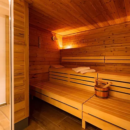 Tannenhaus 4*