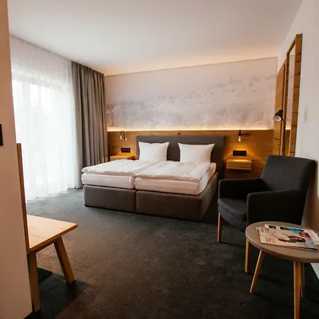 Tannenhaus Hotel Schoeneck (Saxony)