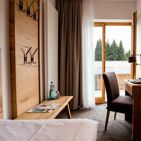 Tannenhaus Hotel