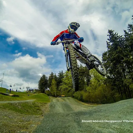Tannenhaus Otel Schöneck